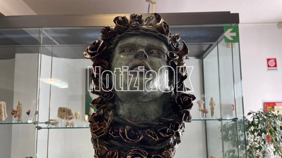 Antonio Affidato e la “Rara Avis”: i volti in bronzo che uniscono la Magna Grecia al presente -