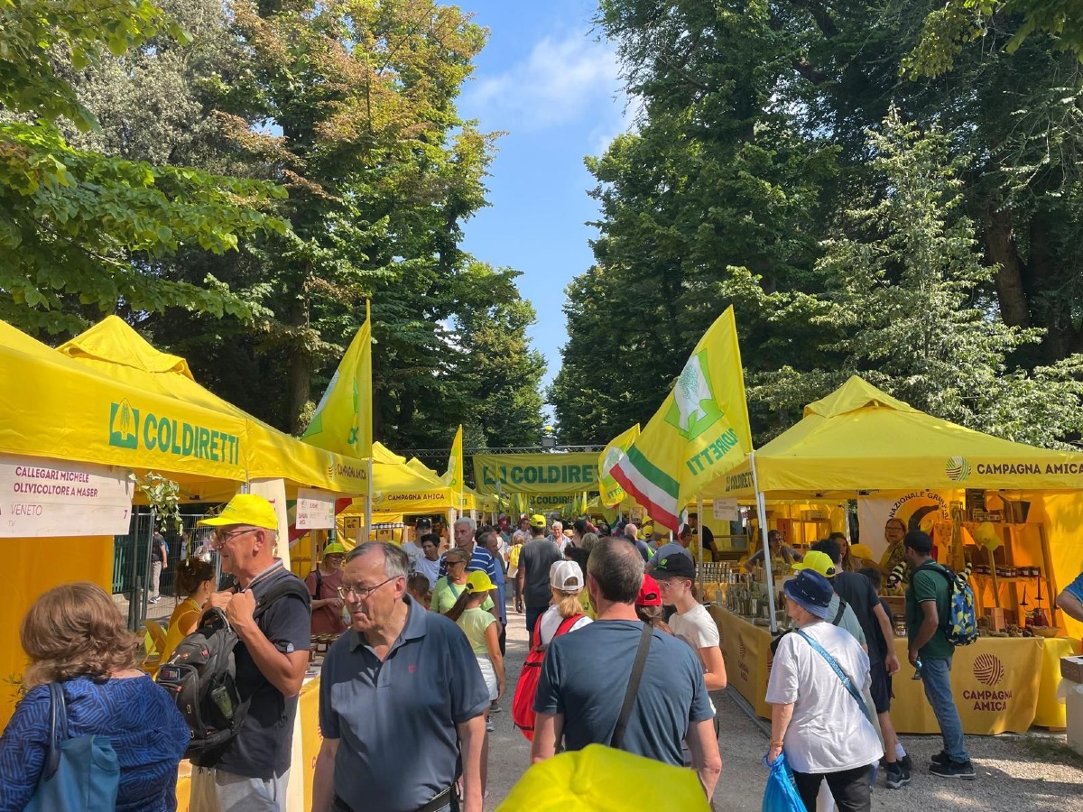 Apre il nuovo mercato di Campagna Amica a Taverna di Montalto -