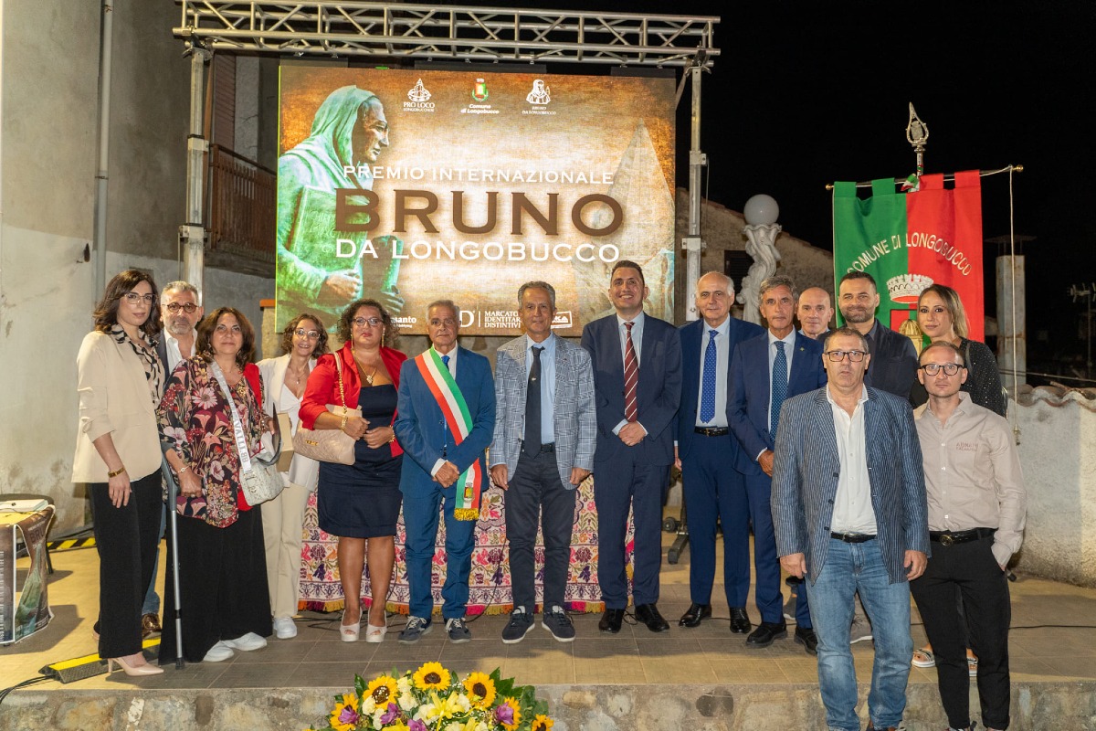 Premio Internazionale Bruno da Longobucco 2025 al Rettore Leone e al Professore Nardo -