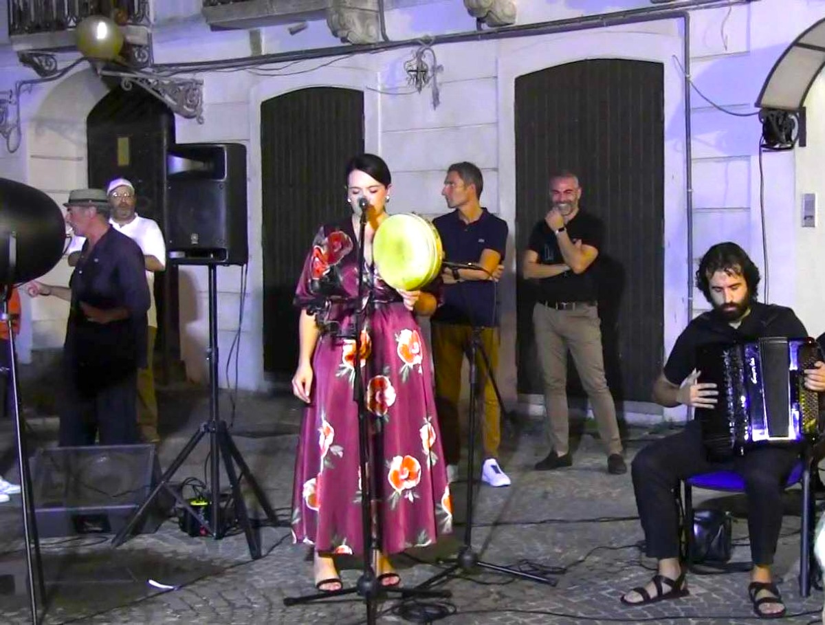 Crotone, il Festival della Restanza torna in Piazza Scaramuzza: ecco gli ospiti -