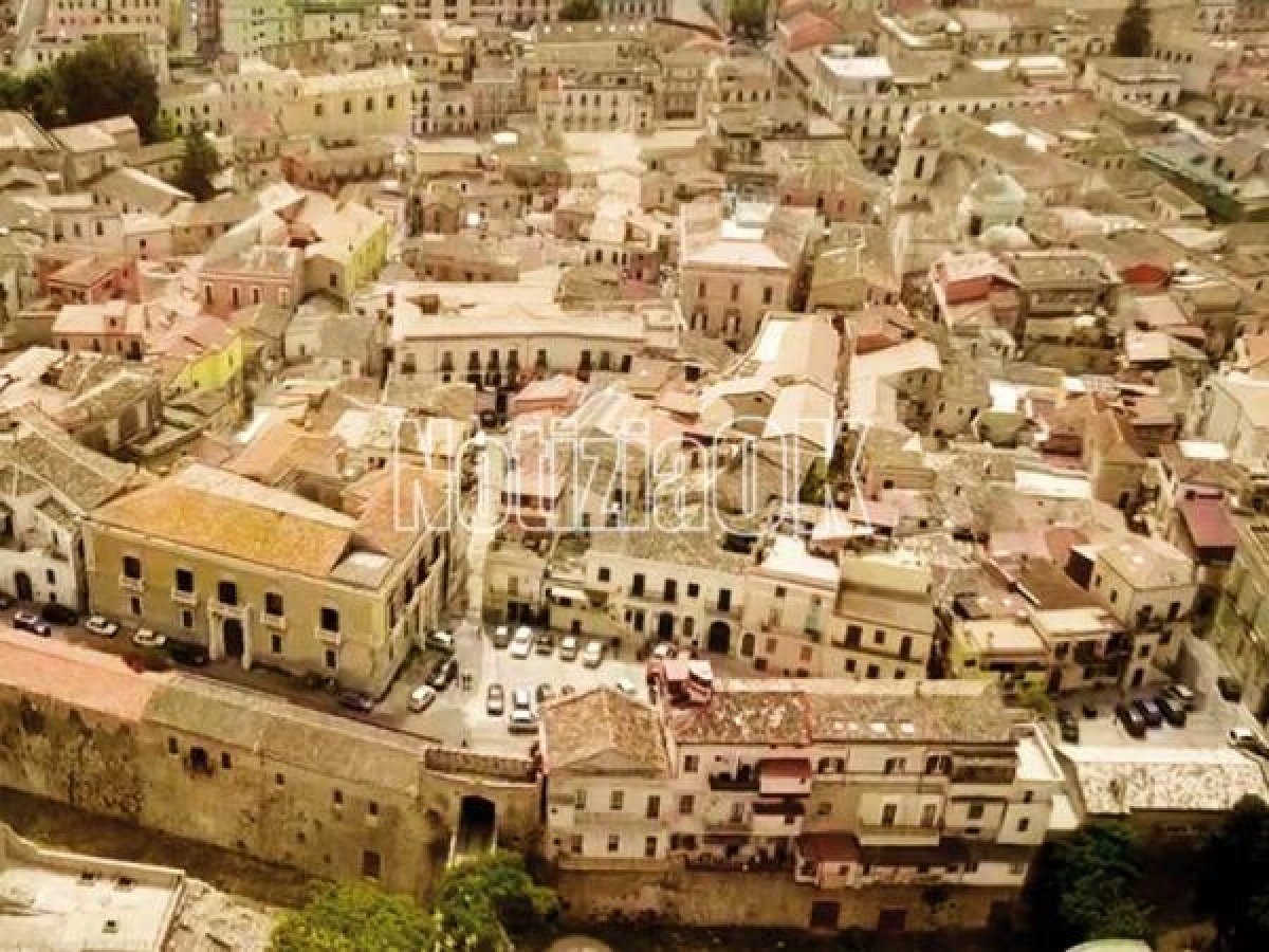 Crotone, evento artistico promosso dall'Associazione Casad'Arte - 