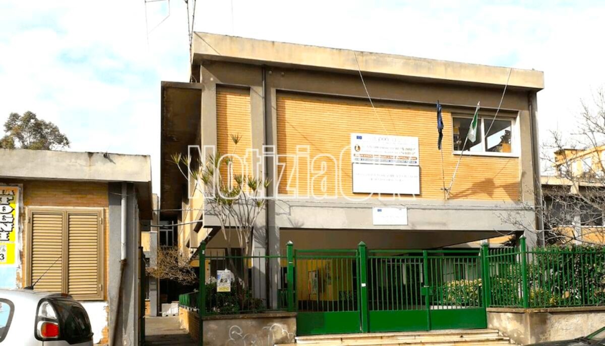 Crotone - Rifacimento del vano scala alla scuola Codignola: approvato il progetto esecutivo -