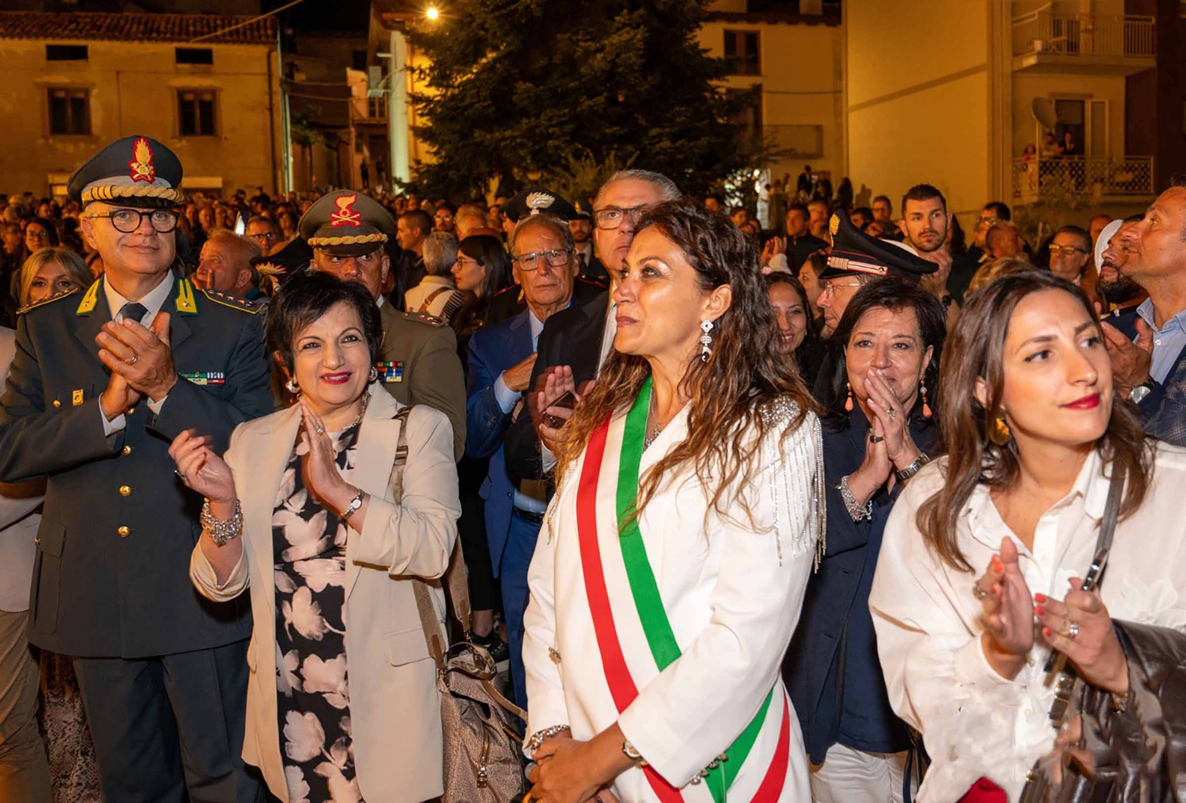 San Giovanni in Fiore - "Estate Florense 2025" conquista il pubblico con cultura, tradizione e innovazione - 