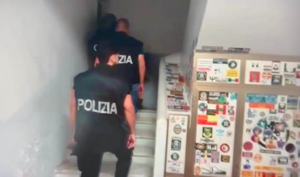 Arresti a Catanzaro: i vertici di Forza Nuova ai domiciliari - 