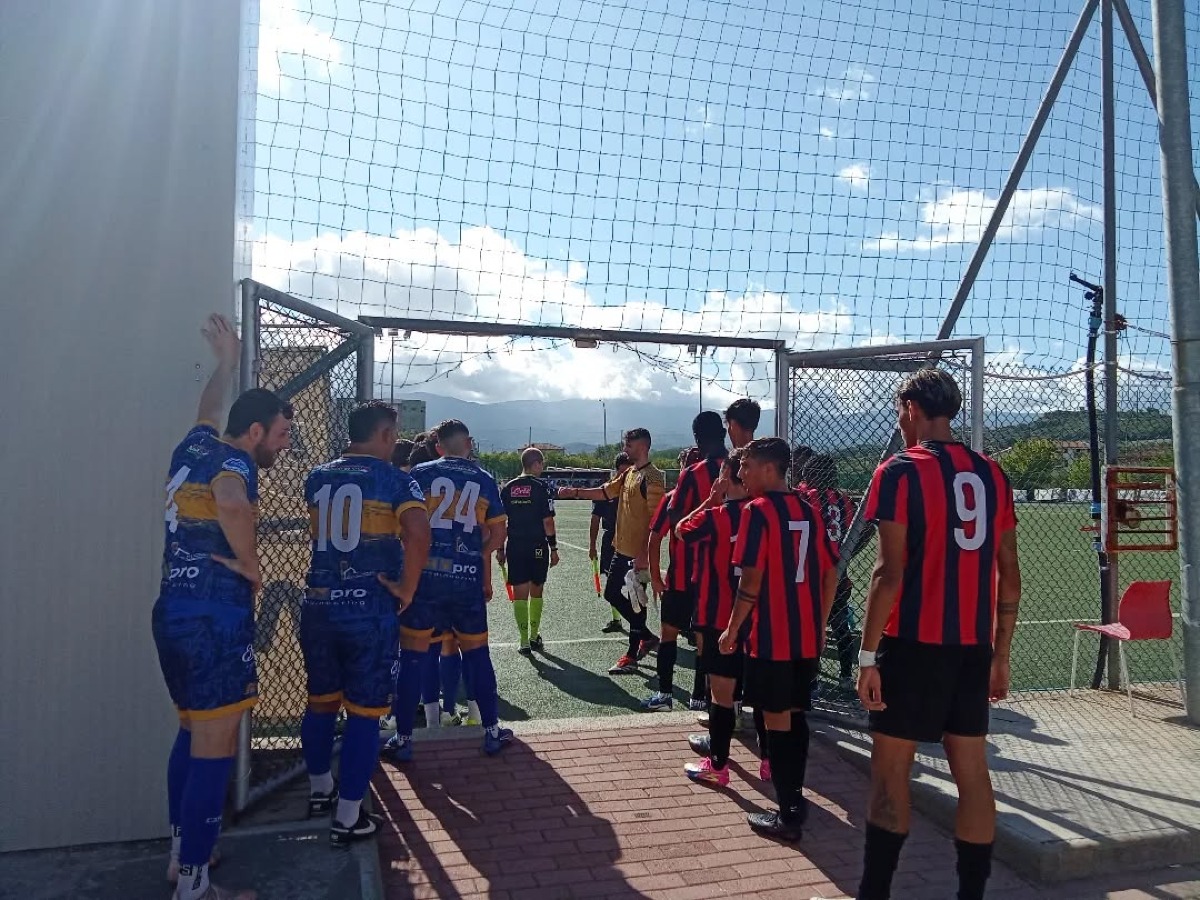 Il derby cosentino tra Castrovillari e DB Rossoblù Luzzi accende la prima giornata del campionato di Eccellenza -