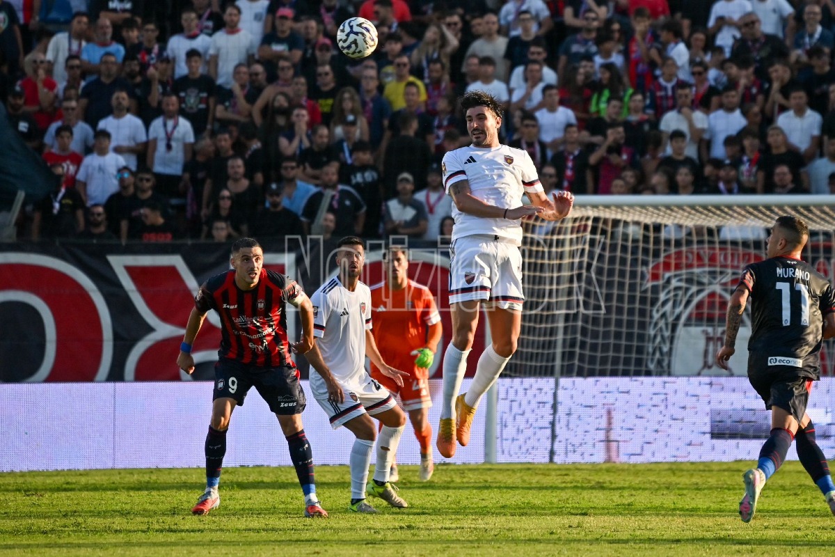 #CosenzaCatania 4-1 | Impresa rossoblù, battuta la capolista al "Marulla" - 