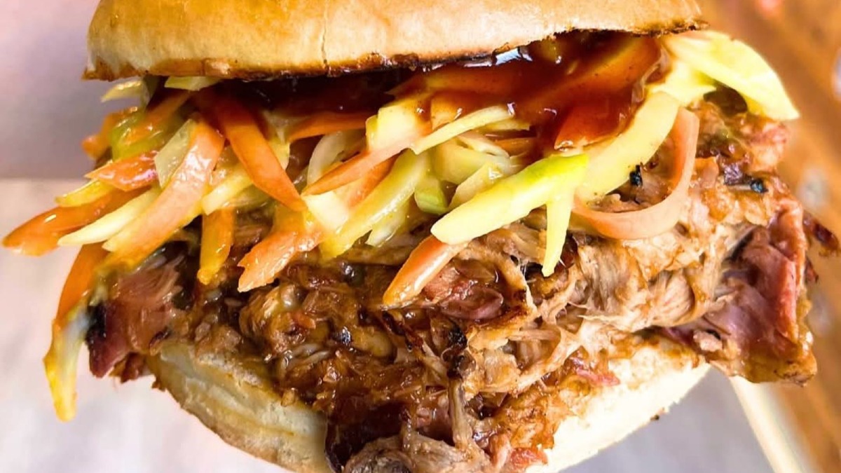 Le vie del gusto – A Rende il panino “Dirty Savage BBQ” conquista il palato - 