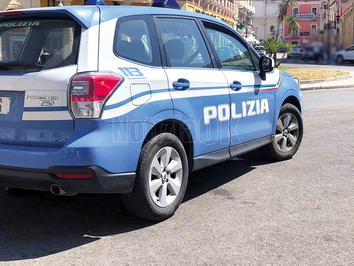 Arrestati due minorenni per spaccio nel centro storico di Crotone - 