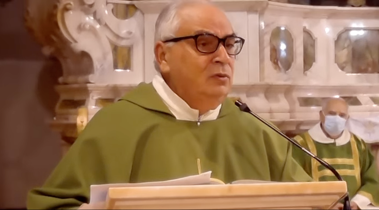 Catanzaro - Mons. Pino Silvestre celebra il 57° anniversario di sacerdozio -