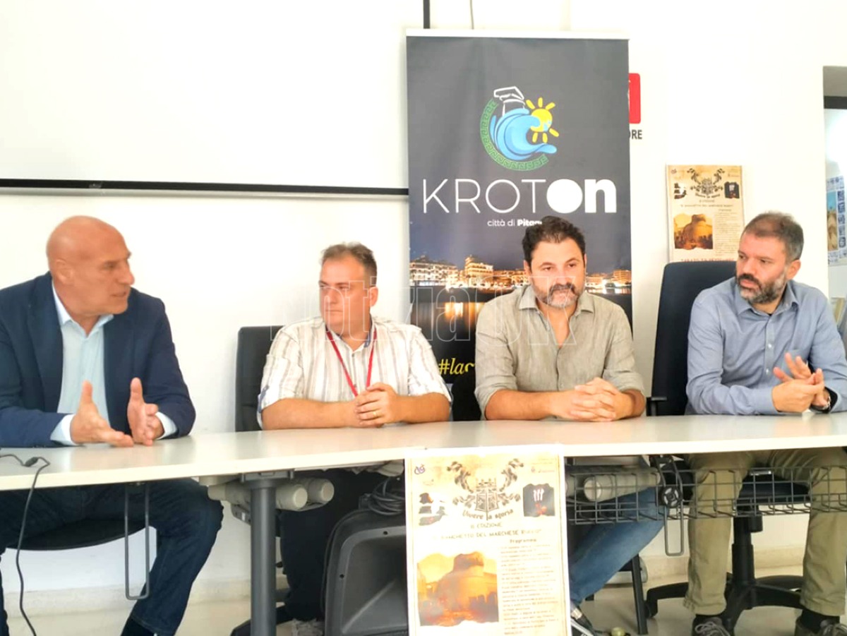 Crotone riscopre il suo Medioevo, torna “Vivere la Storia” - 