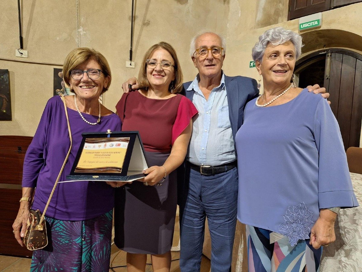 Santa Severina, il SIMEUP di Crotone premiato al Festival di Poesia “A sud di ogni altrove” - 