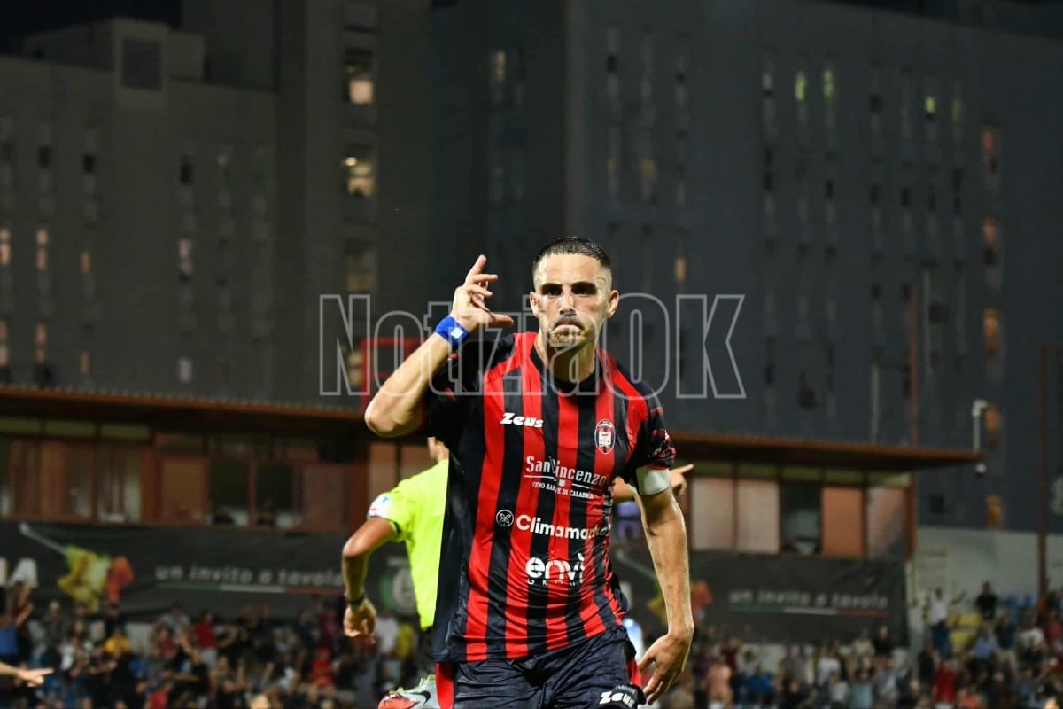 #AtalantaCrotone 1-2 | Gomez sempre più decisivo: gol-vittoria nel finale al Caravaggio  - guido gomez crotone calcio redazione