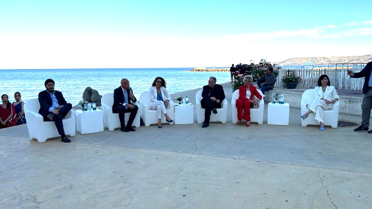 Violenza sulle donne, il silenzio si rompe da Crotone - 