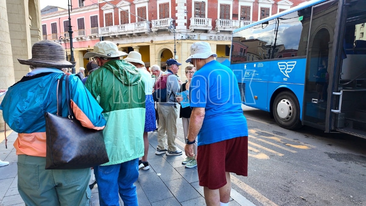 La Viking Star, terza nave della settimana, porta in città turisti americani pronti a scoprire storia e cultura - 
