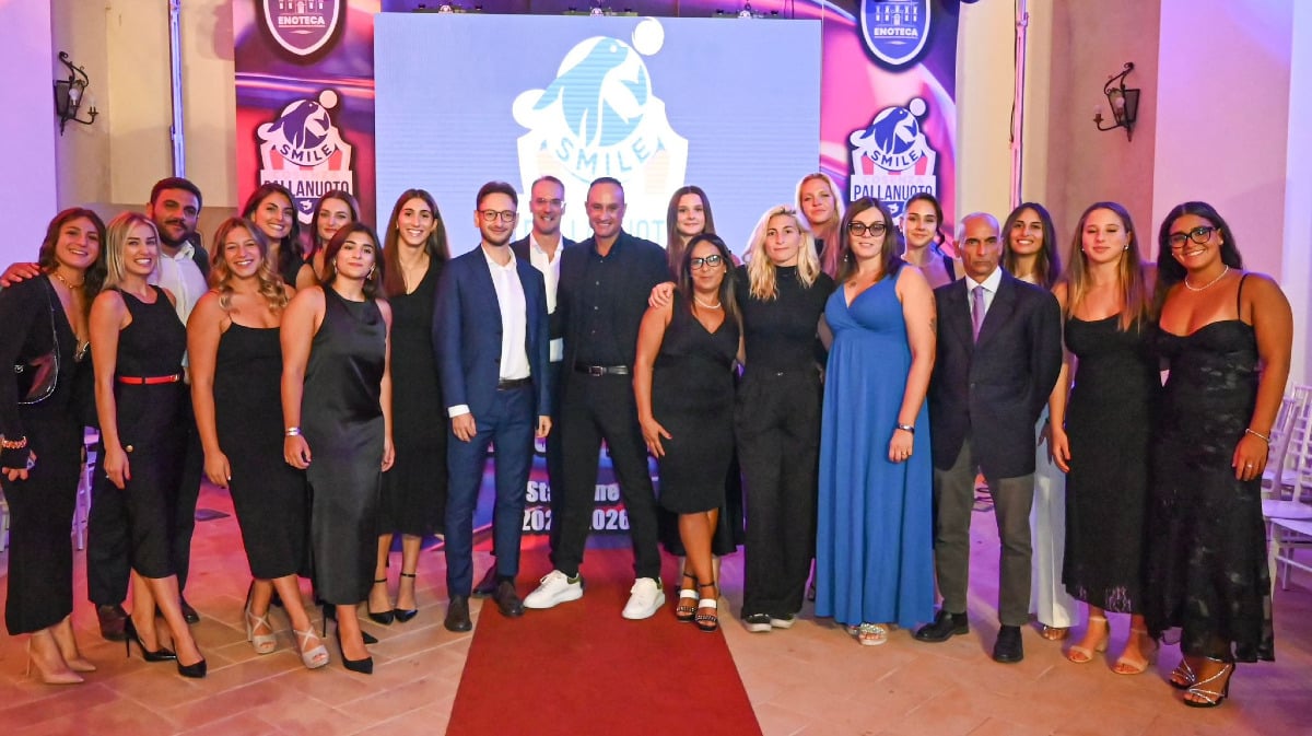 Pallanuoto - La Smile Cosenza si presenta: entusiasmo e ambizioni per la stagione di A1 femminile - 