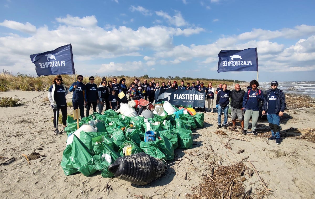 Plastic Free, 4 tonnellate di rifiuti rimossi in Calabria - 