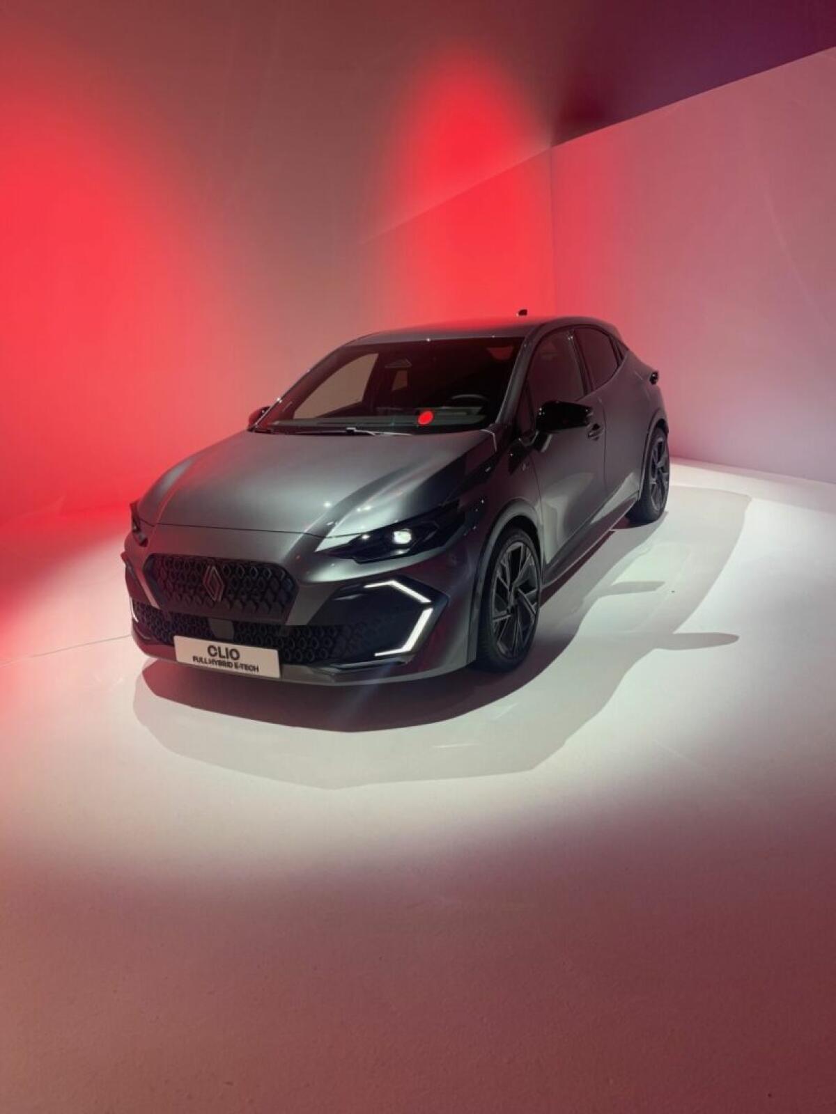 Renault, svelata a Monaco la nuova generazione di Clio -