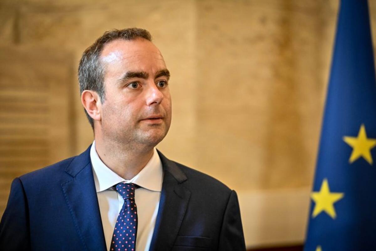 Francia, Macron nomina Lecornu primo ministro -