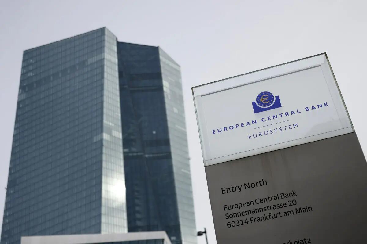 Bce, i tassi d’interesse restano invariati - 