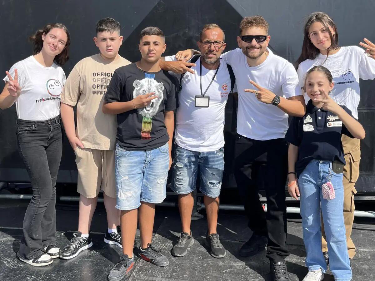 Caivano, scuola inizia con racconti radio da pulmino bruciato da camorra - 