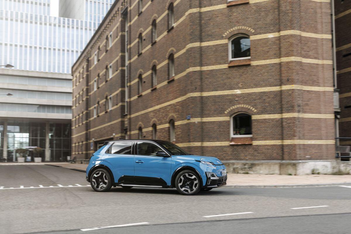 Arriva la nuova Nissan Micra, 100% elettrica - 