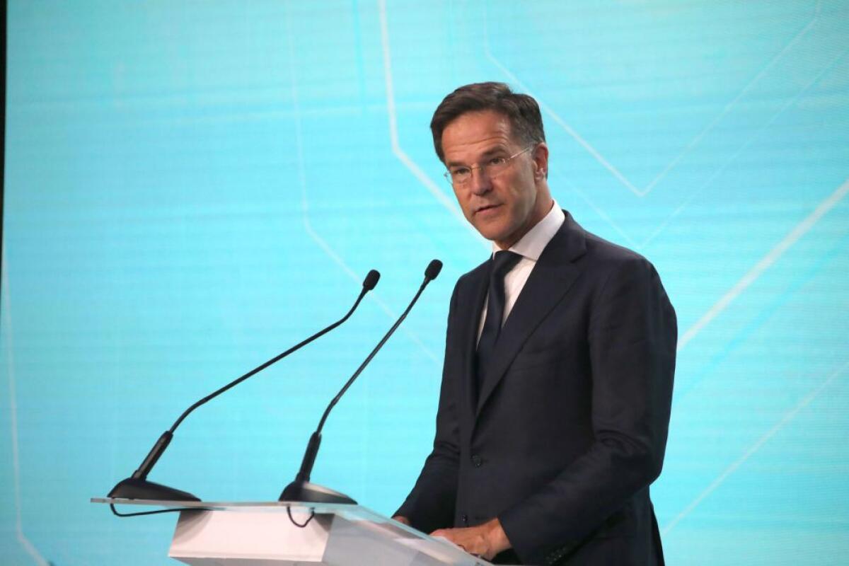 Rutte “La Nato rafforzerà il suo fianco orientale” -