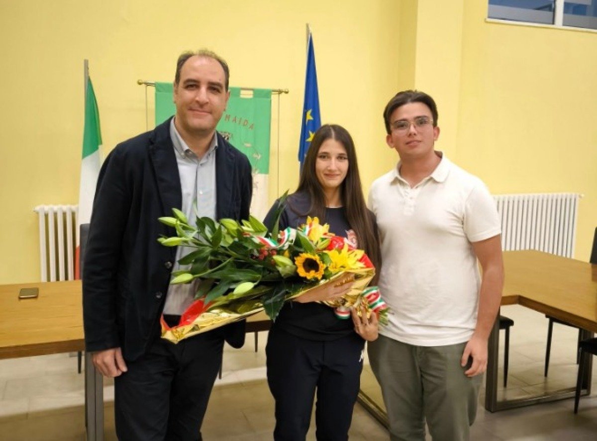 Maida celebra Elena Branca, medaglia d’oro ai Campionati Europei di Tiro con l’Arco - 