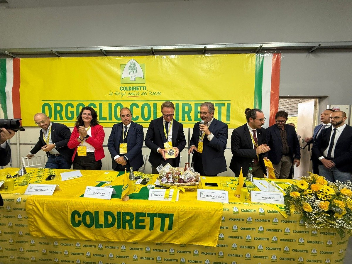  Coldiretti Calabria a Catanzaro ha incontrato il Ministro dell’Agricoltura Francesco Lollobrigida - 
