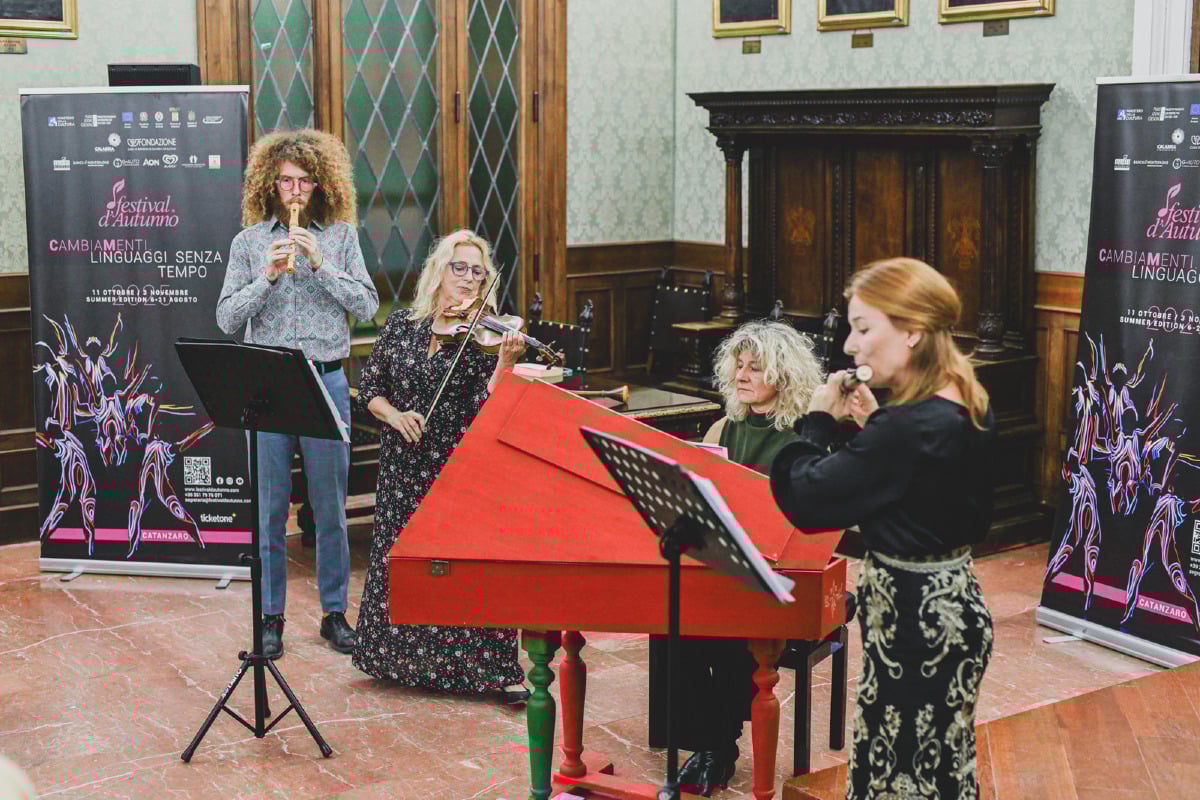 Catanzaro: Emozioni al Festival d’Autunno con “Danzando con Jane (Austen)” - 