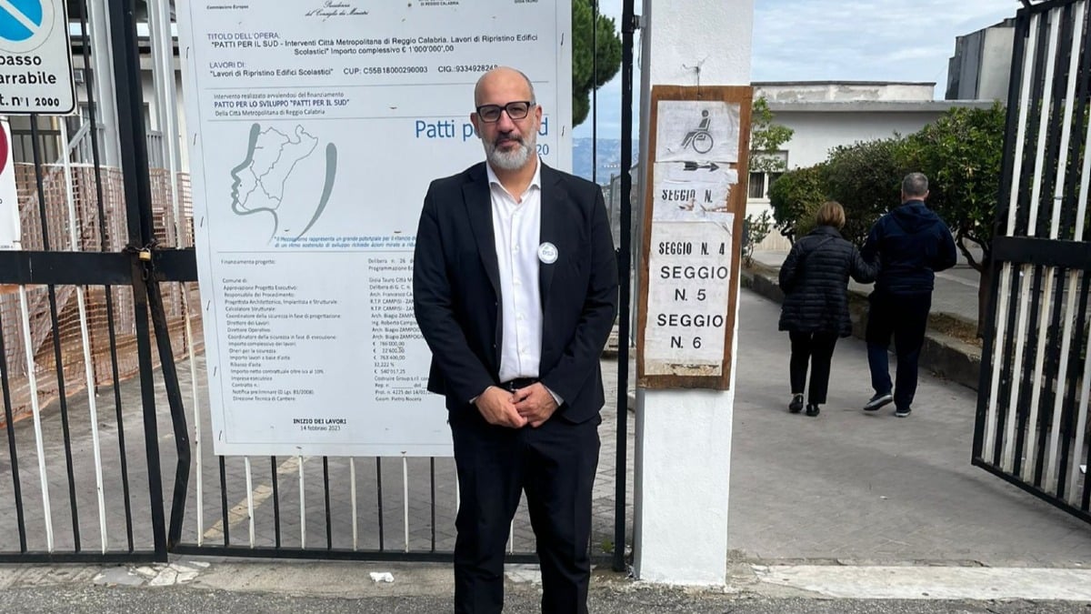 Regionali in Calabria 2025, al voto Francesco Toscano a Gioia Tauro. Urne aperte fino a lunedì pomeriggio - 