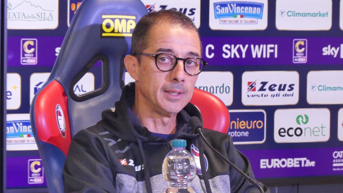 #FoggiaCrotone | Longo carica la squadra: «Partita insidiosa, serviranno umiltà e pazienza» - 