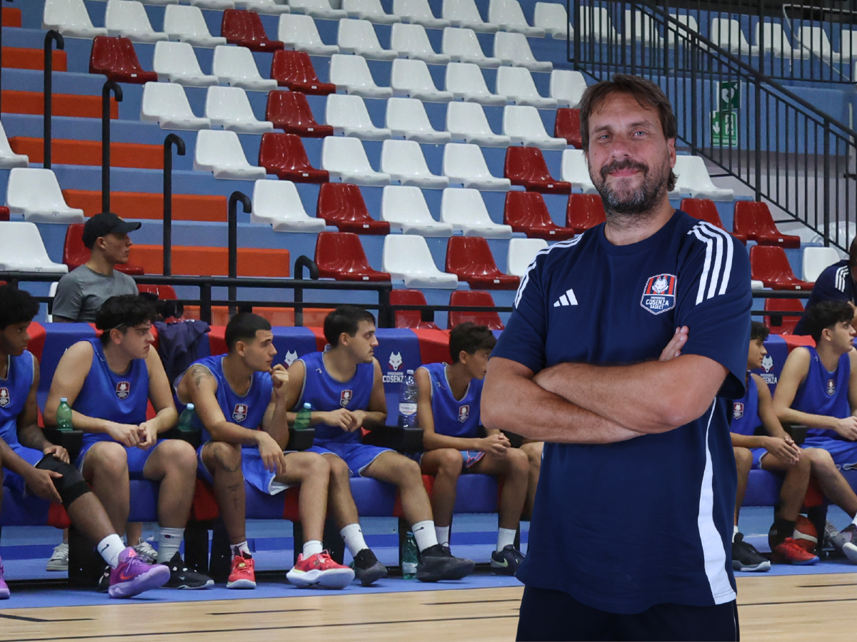 Pirossigeno Cosenza Basket verso l'esordio in DR1 -