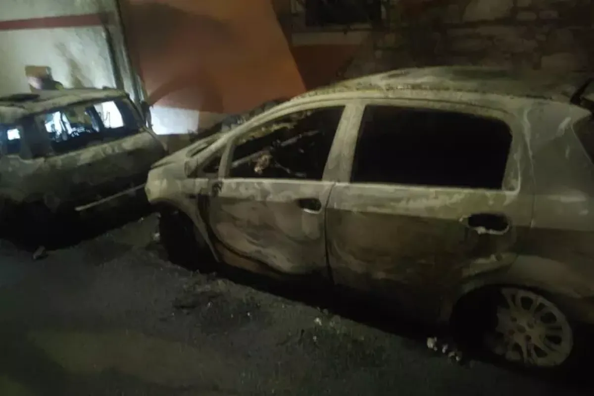 Villapiana: Incendiate due auto della famiglia di Joseph Guida, presidente del Consiglio comunale: indagini in corso - 