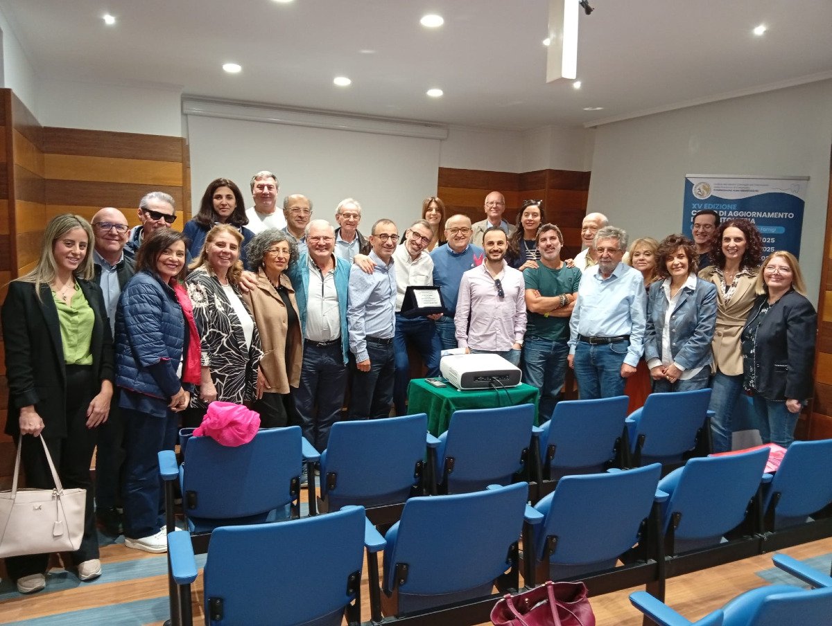 Catanzaro - Grande partecipazione al Corso di aggiornamento in Odontoiatria - 