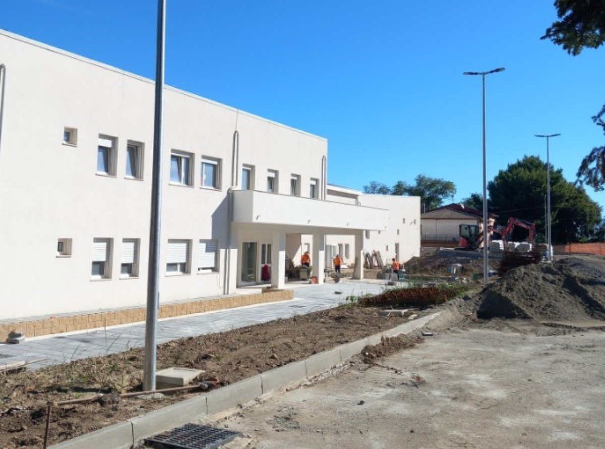 Caraffa di Catanzaro, prosegue la costruzione del nuovo complesso scolastico -