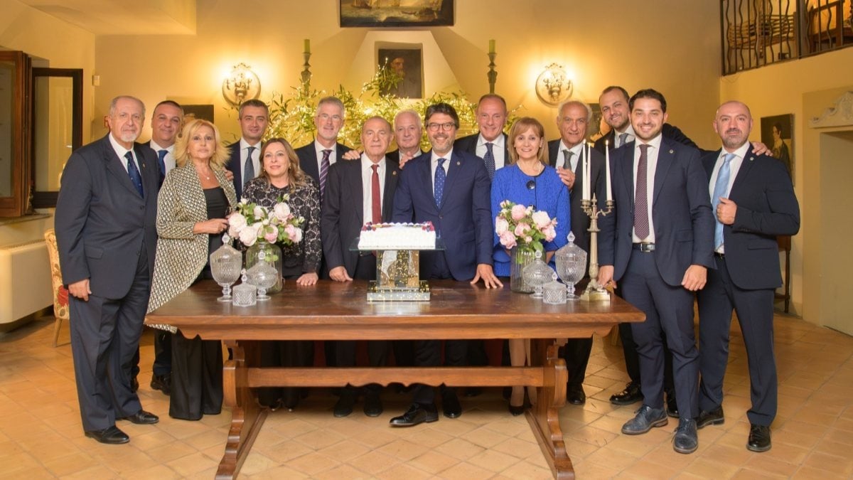 Lions Club Catanzaro Host inaugura il nuovo anno sociale all’insegna del servizio e dell’unità -
