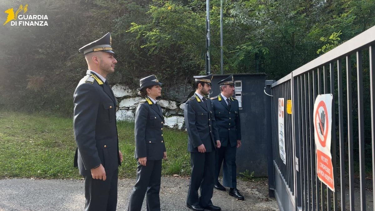 Operazione “Stella Verde”, coinvolta anche la Calabria: indagini sullo sfruttamento di lavoratori stranieri nei cantieri edili -