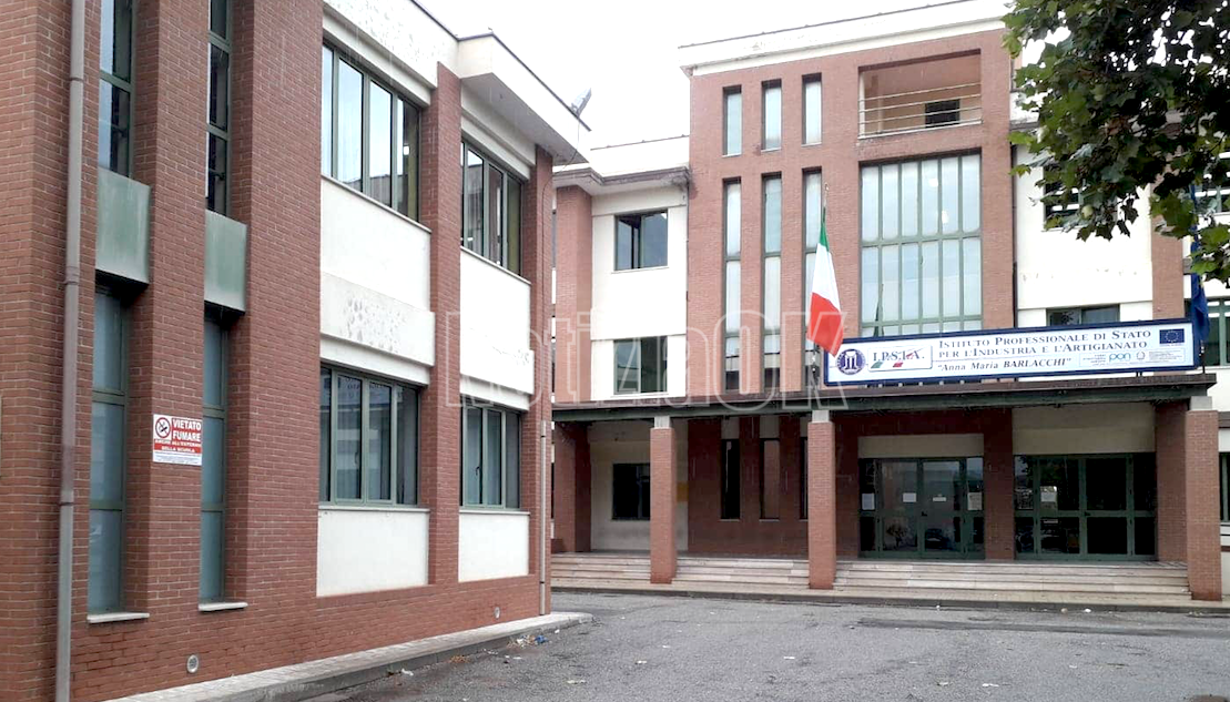 Crotone - Al Barlacchi prove di carico per definire gli interventi -
