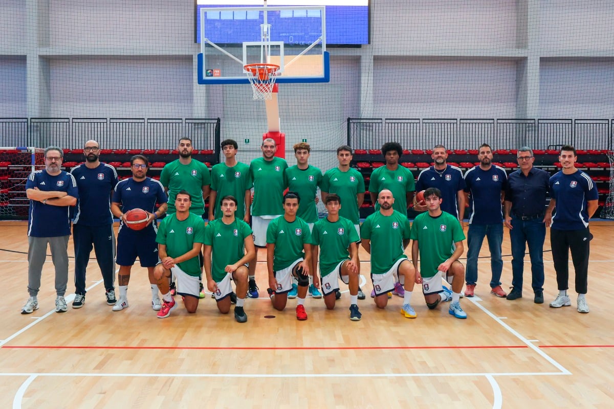 Pirossigeno Cosenza Basket domani a Reggio: Guzzo e Montemurro pronti all’esordio -