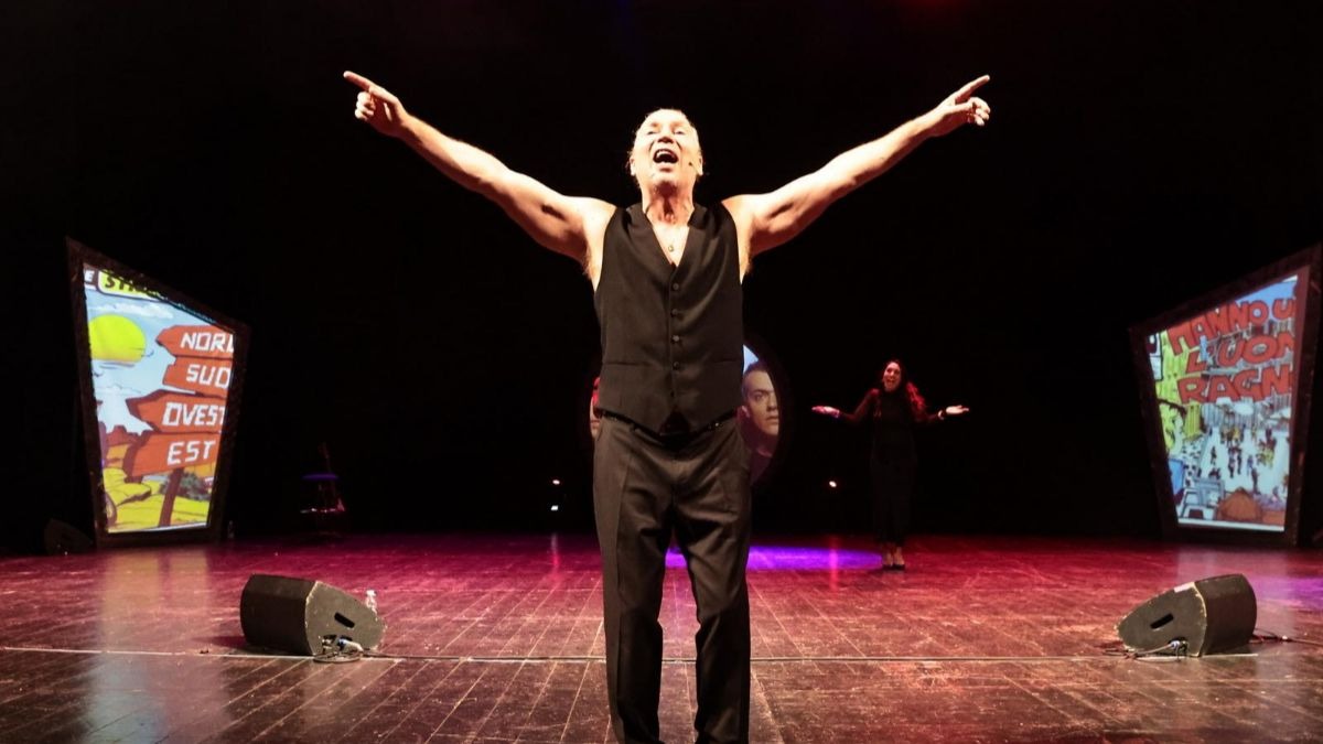 “Alla ricerca dell’Uomo Ragno”: Mauro Repetto incanta Catanzaro tra musica e ricordi - mauro repetto us