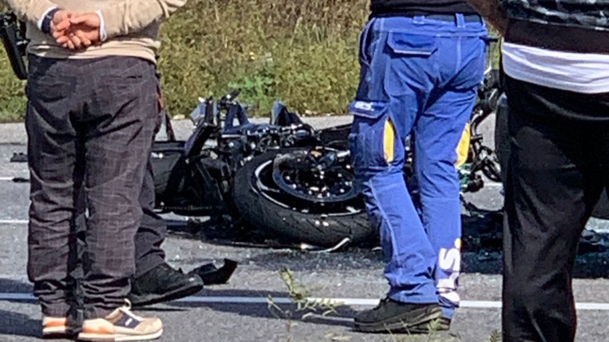 Incidente mortale sulla 106, muore un 19enne di Crotone. Il cordoglio del sindaco Voce -