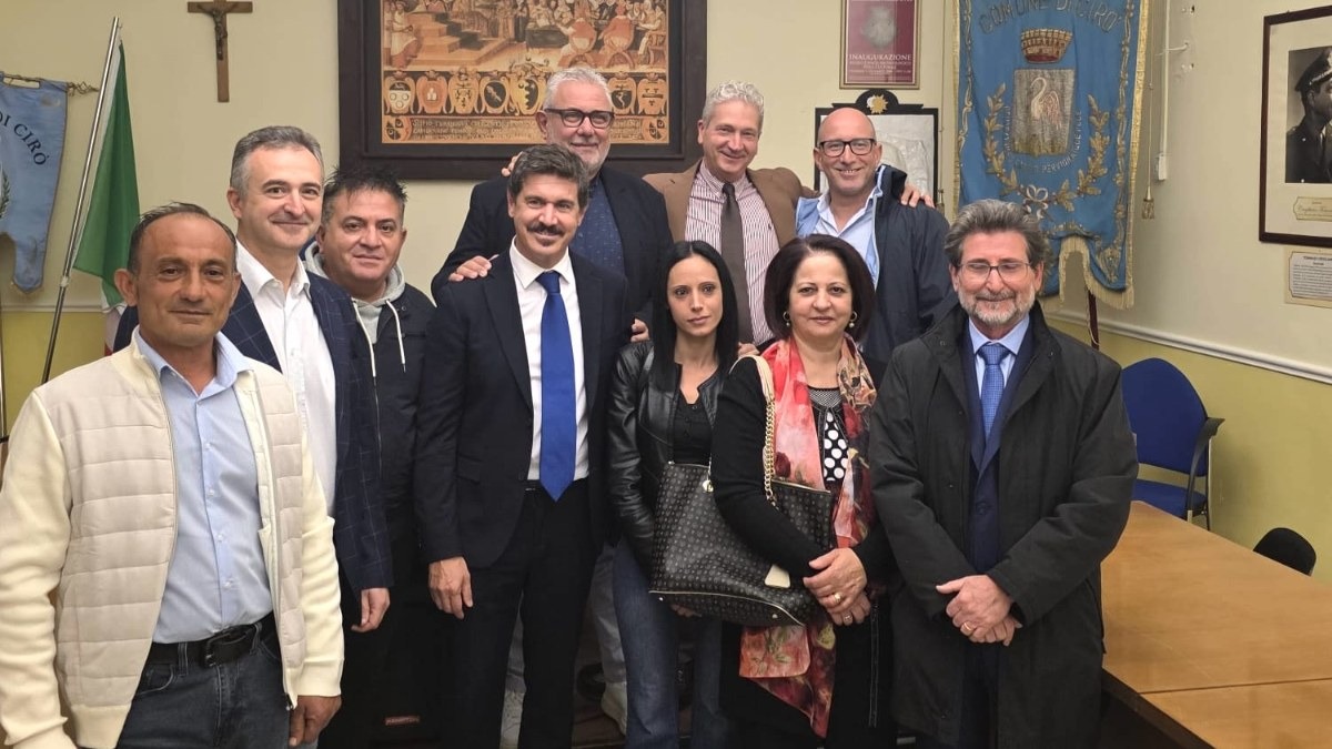 Cirò rafforza legami con Monte Porzio Catone: siglato il Patto di Gemellaggio 2025 -