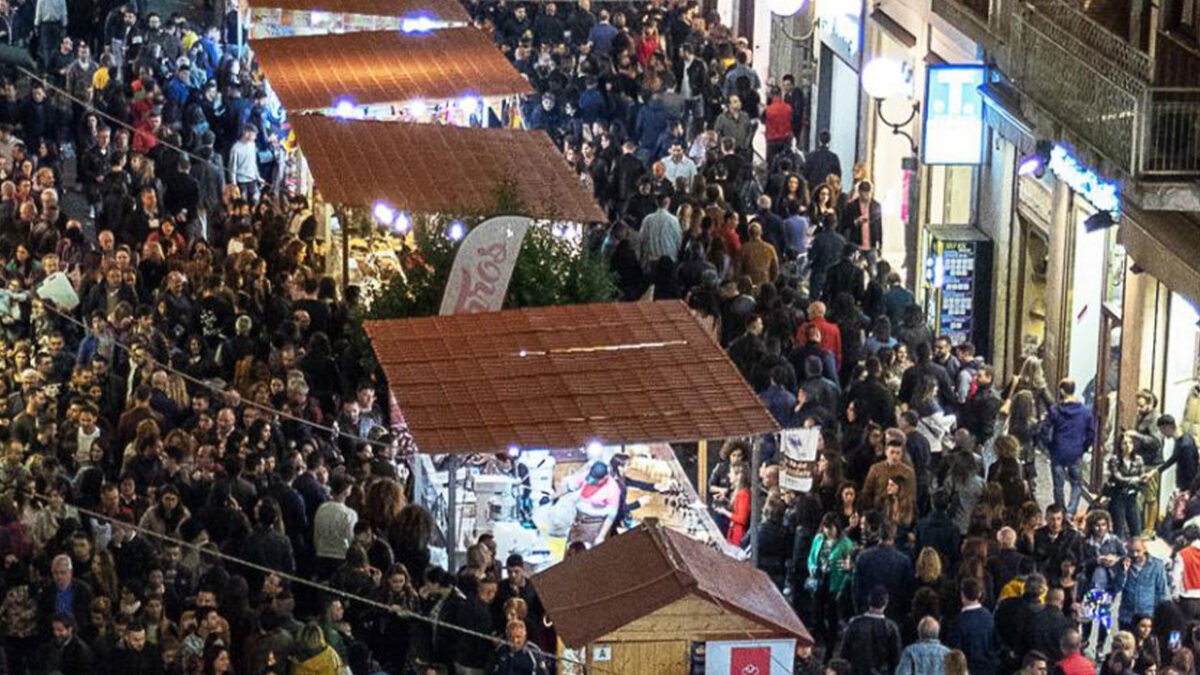 Cosenza si prepara alla 22ª Festa del Cioccolato: conferenza stampa a Palazzo dei Bruzi -