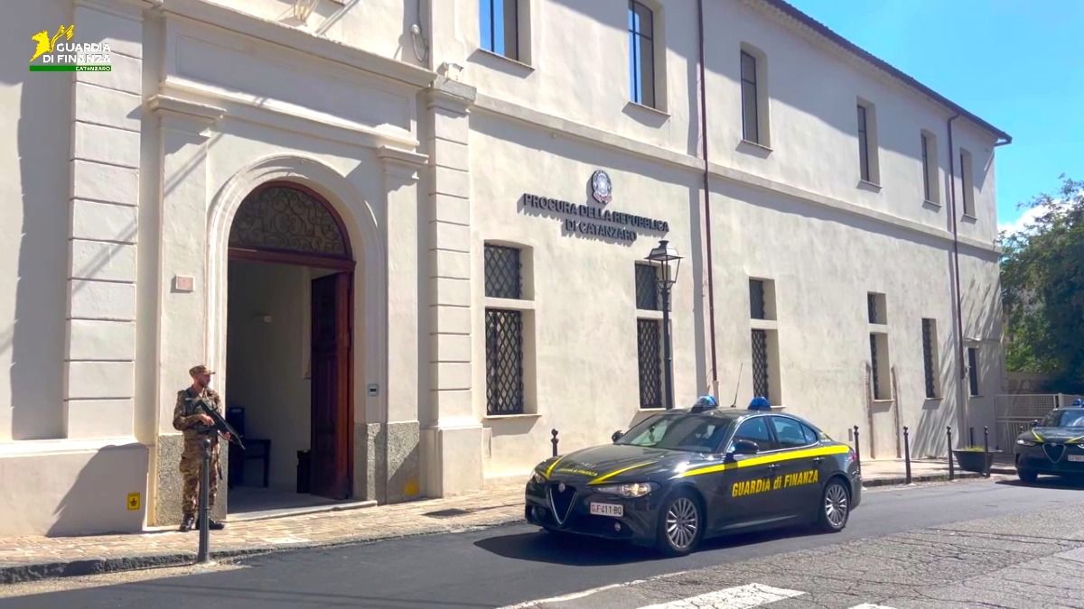 (VIDEO) Confisca da 1,6 milioni per soggetto vicino alla cosca Accorinti di Briatico - 