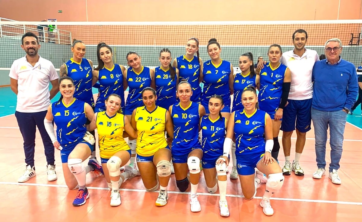 La Pallavolo Rossano ASD continua a brillare: secondo successo consecutivo e primato in classifica -