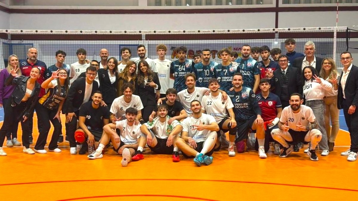 Pallavolo - I Tritoni lottano ma cedono a Bronte: esperienza e assenze pesano sull’equilibrio del match -