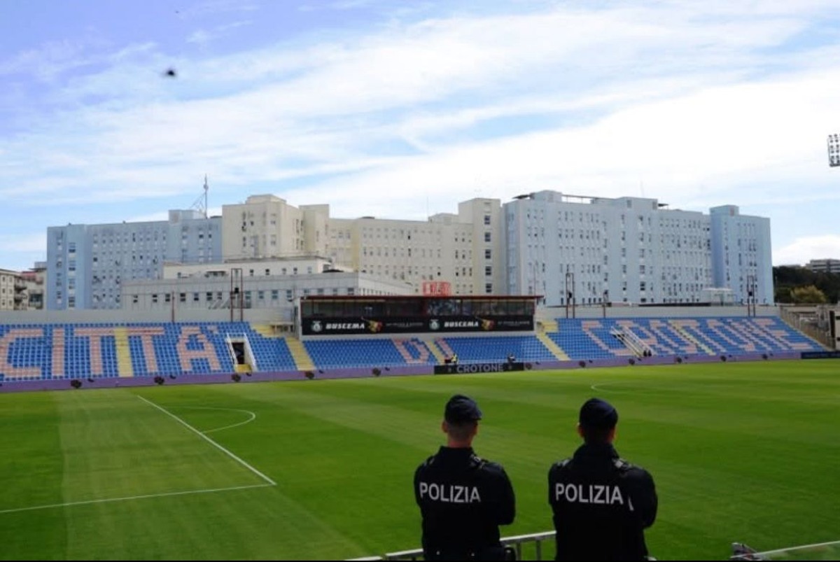 Crotone, otto tifosi del Catania colpiti da DASPO dopo la gara di Coppa Italia -