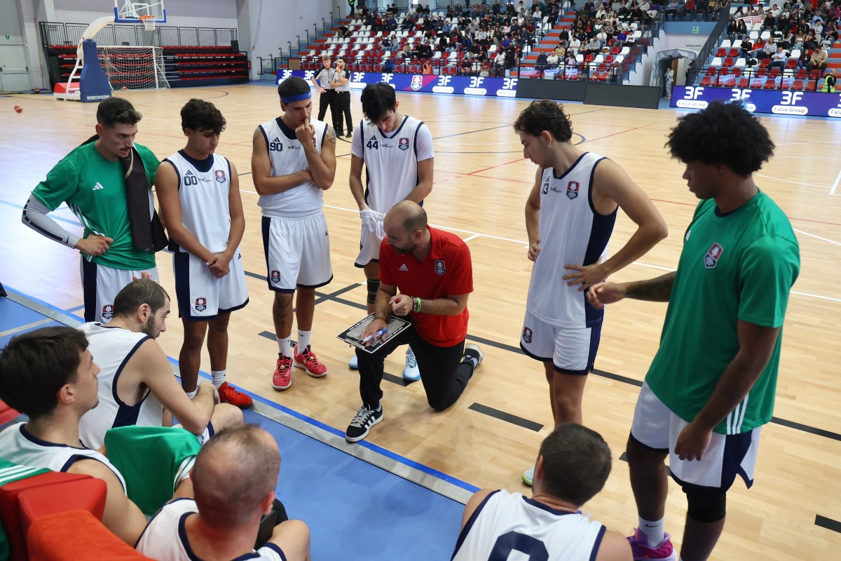 Pirossigeno Cosenza, terzo successo consecutivo: 103-71 alla CCB Academy - 