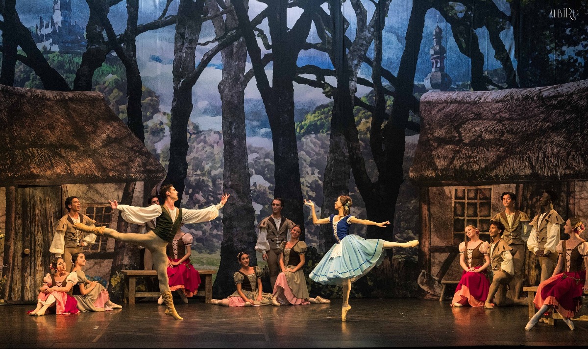 Cosenza ,la magia e l'incanto di “Giselle” al Teatro Rendano - 