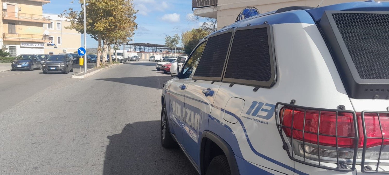 Lite per un parcheggio finisce con un accoltellamento a Crotone -